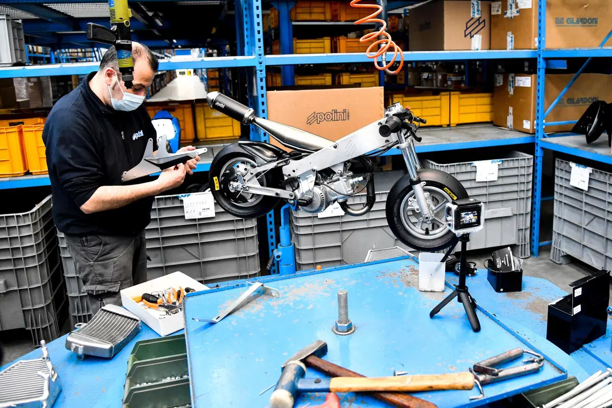 24 ore da solo, su una minimoto, alla caccia del record (15)