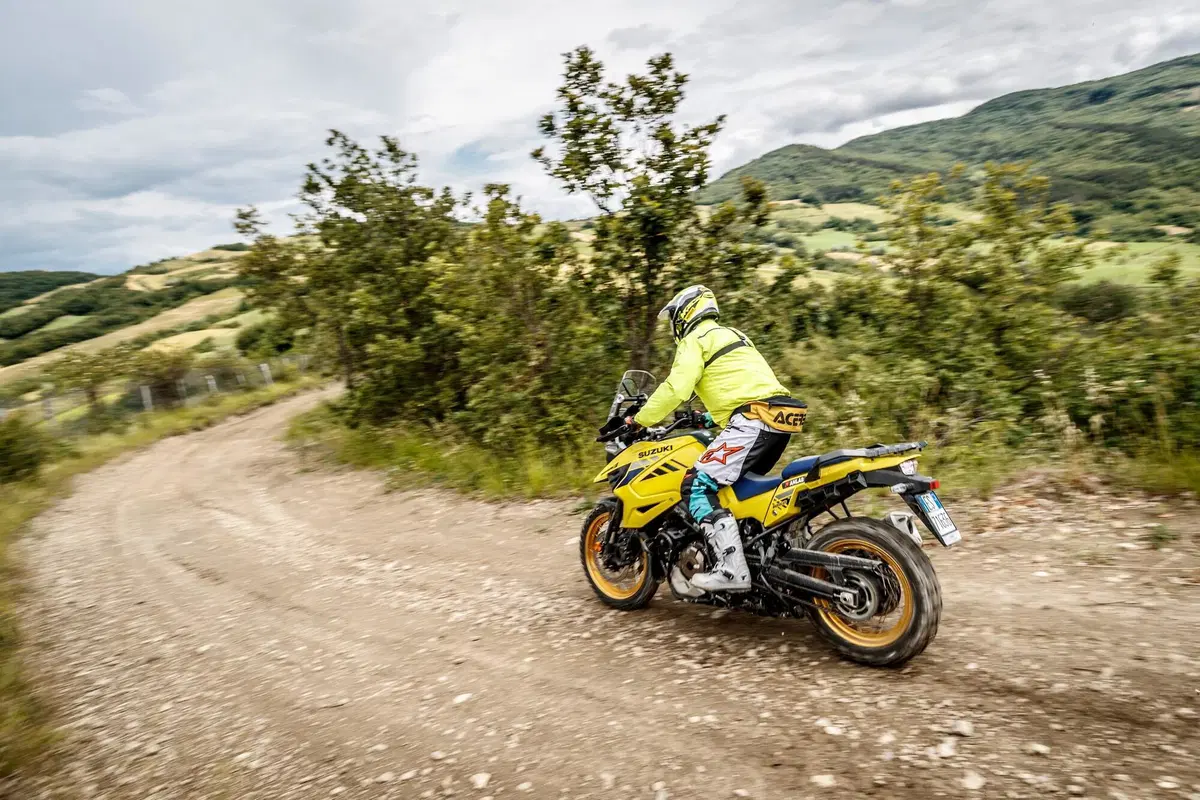 Suzuki V-Strom Academy, a scuopla di fuoristrada con la V-Strom 1050 (4)
