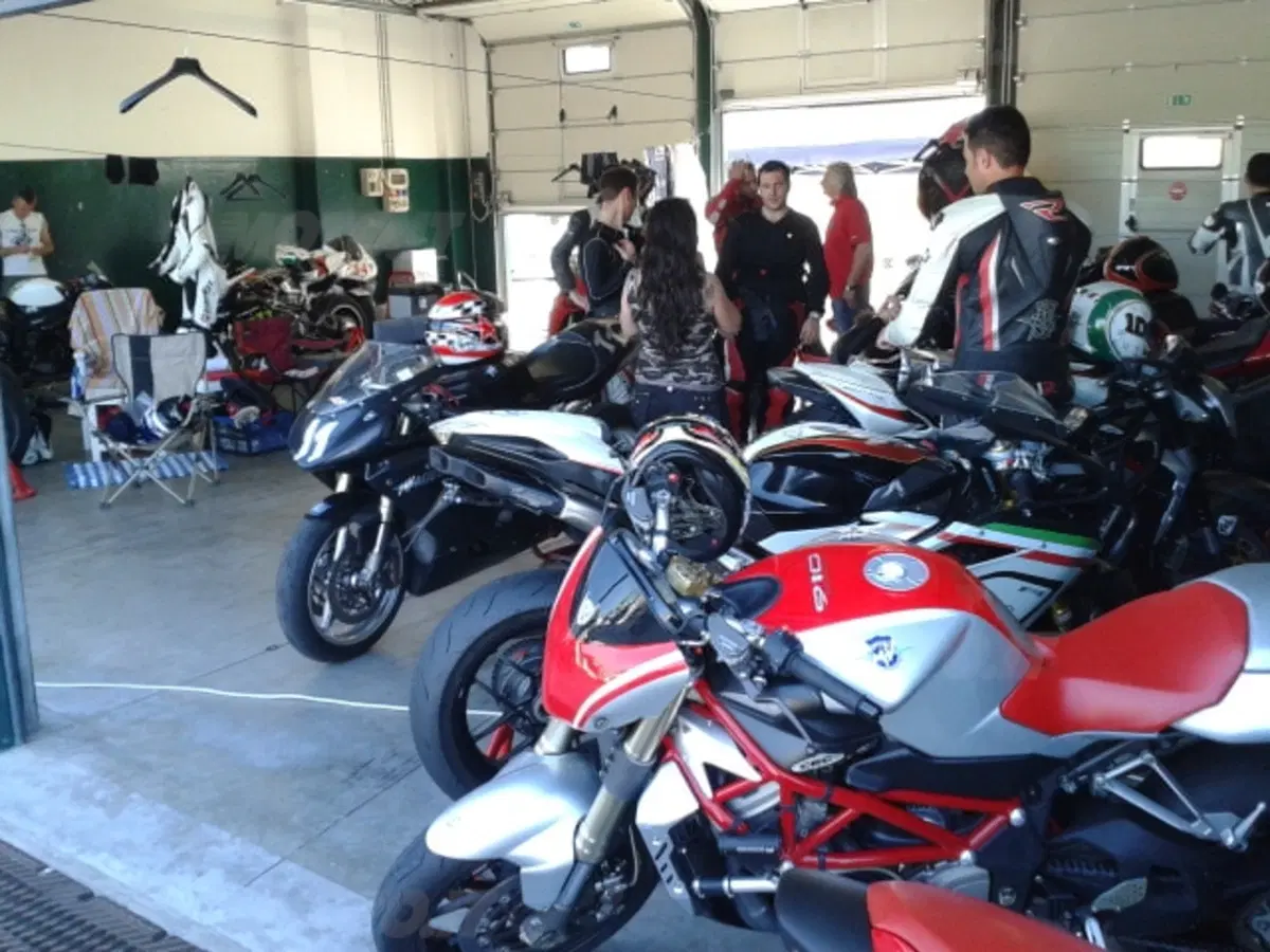 2° Memorial Claudio Castiglioni: a Misano il tributo delle MV (3)