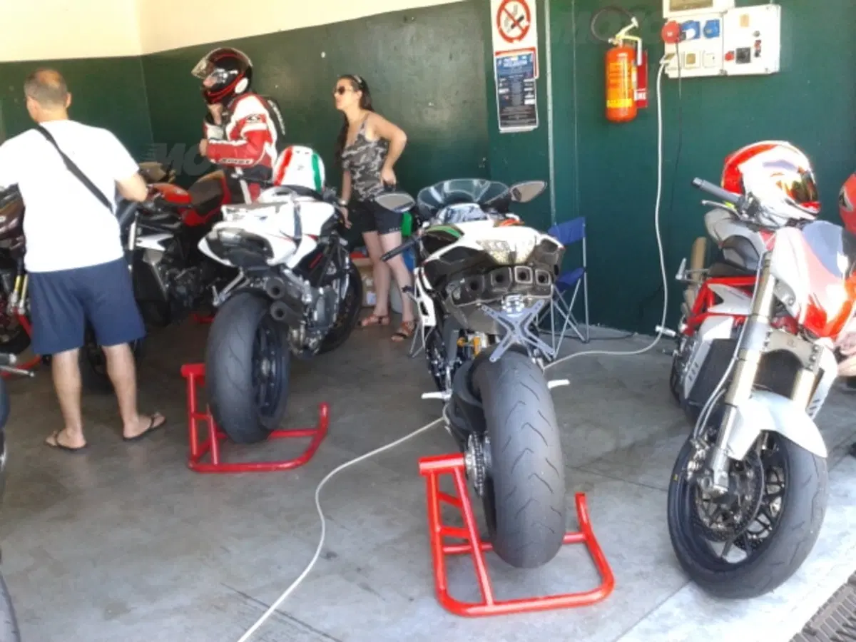 2° Memorial Claudio Castiglioni: a Misano il tributo delle MV (11)