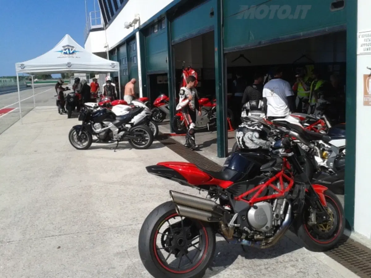 2° Memorial Claudio Castiglioni: a Misano il tributo delle MV (20)
