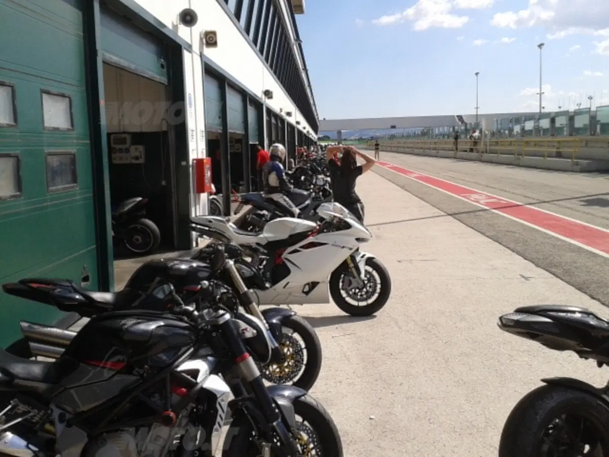 2° Memorial Claudio Castiglioni: a Misano il tributo delle MV (21)