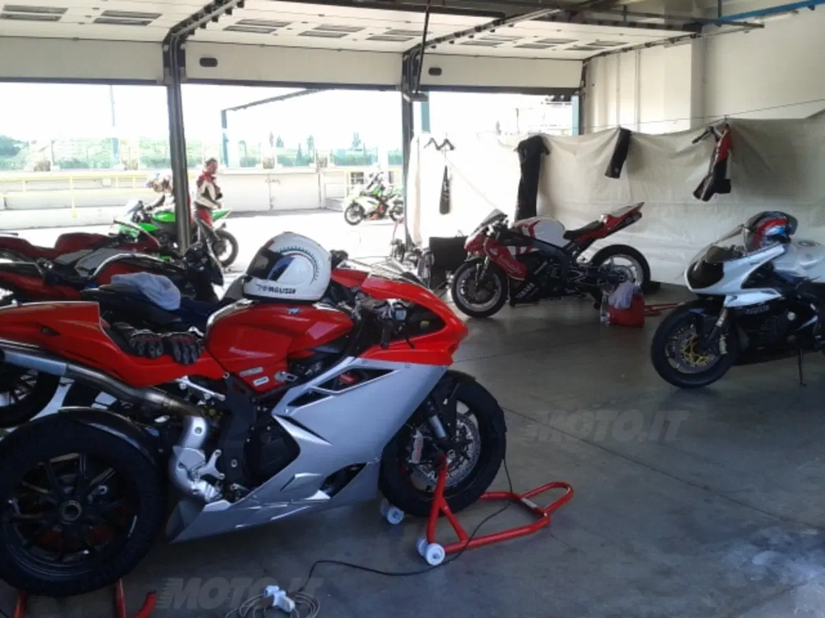 2° Memorial Claudio Castiglioni: a Misano il tributo delle MV (24)