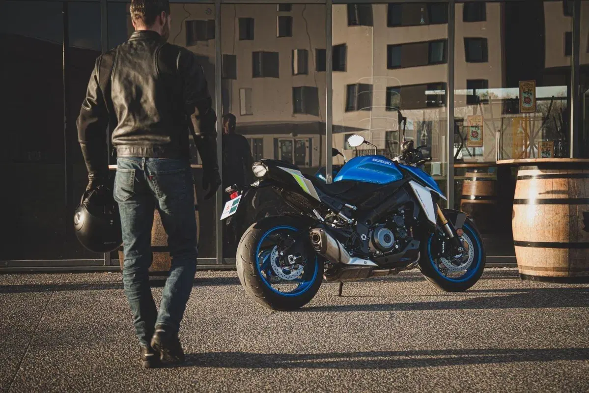 Nuova Suzuki GSX-S 1000 2021: estetica più aggressiva e non solo [EMBARGO NON PUBBLICARE] (3)