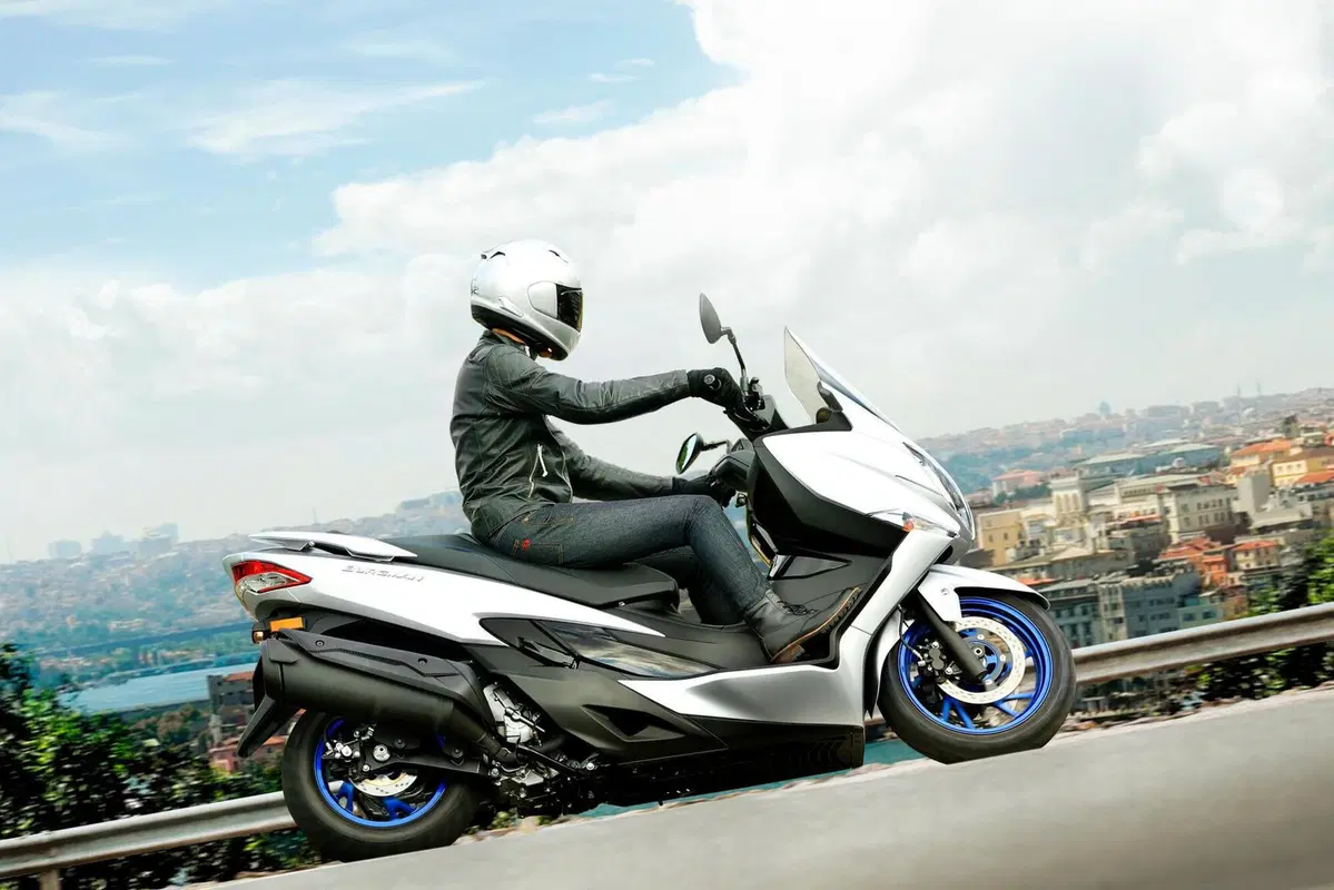 Nuovo Suzuki Burgman 400 Euro 5 (4)