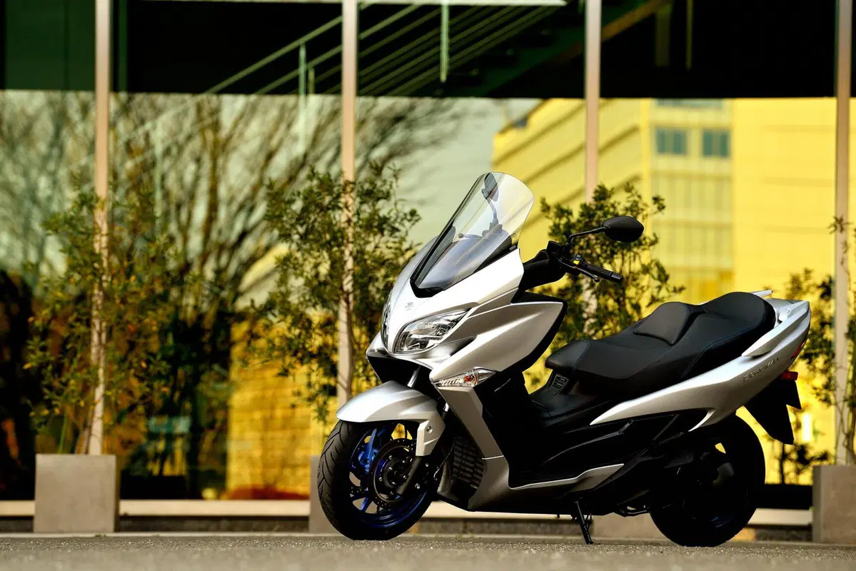 Nuovo Suzuki Burgman 400 Euro 5 (9)
