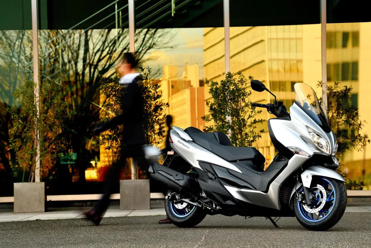 Nuovo Suzuki Burgman 400 Euro 5 (13)