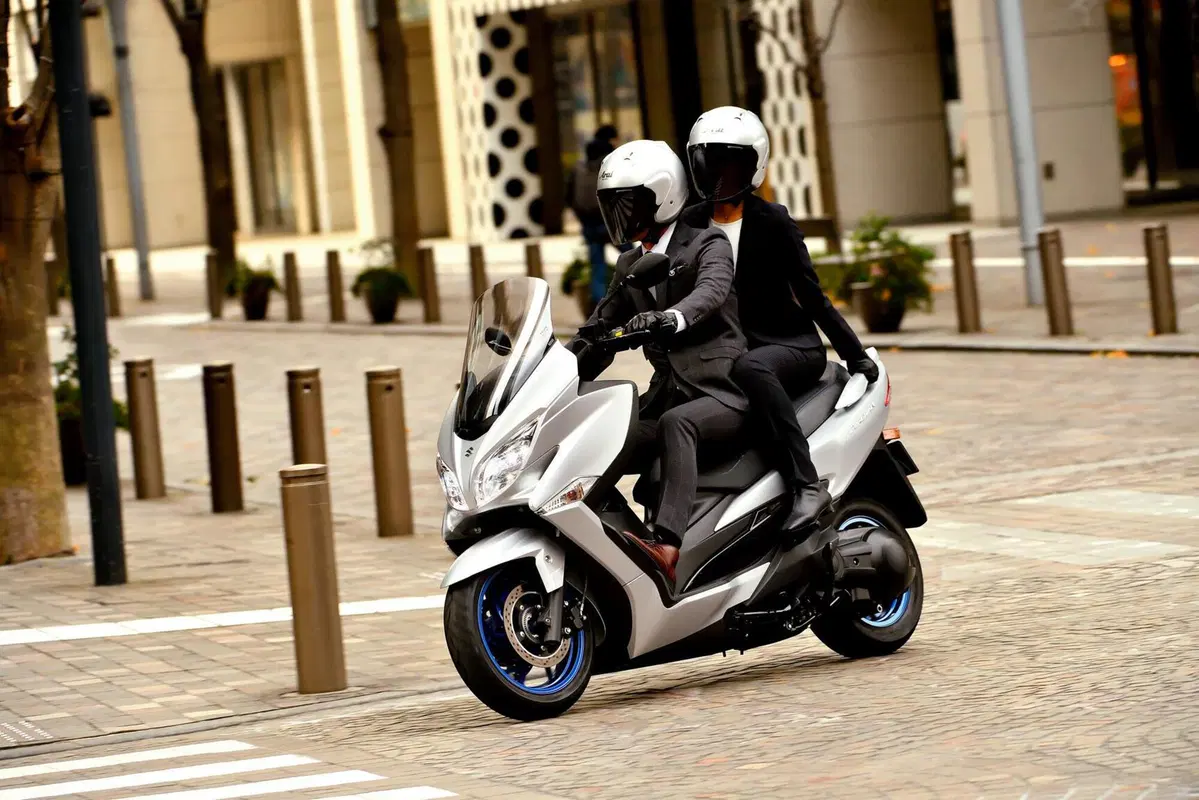Nuovo Suzuki Burgman 400 Euro 5 (19)