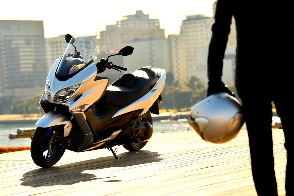Nuovo Suzuki Burgman 400 Euro 5 (20)