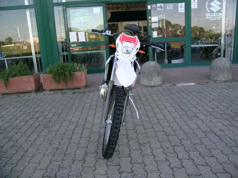 Betamotor RR 50 Enduro (2021 - 26) (2)
