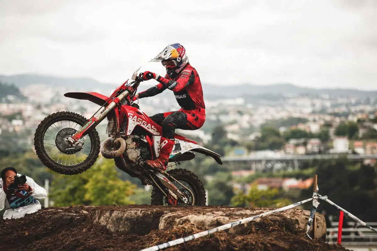 Mondiale Hard Enduro. A Billy Bolt (Husqvarna) il primo GP della storia (7)