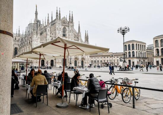 Covid e spostamenti: nessuna regione in rosso, cosa cambia da venerdì?