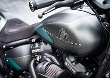 Harley-Davidson FXDR “Jester”. Omaggio alla Yamaha M1 Petronas