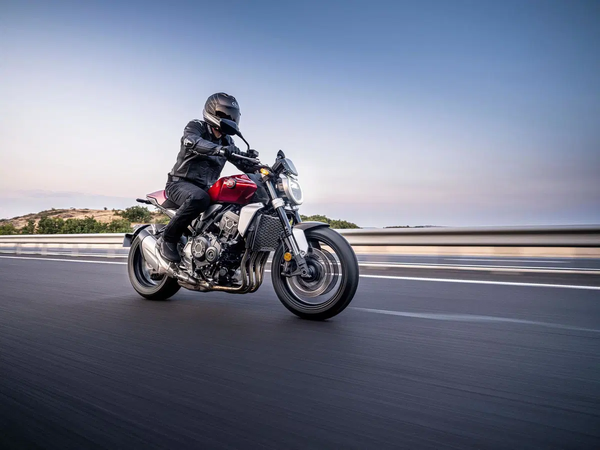 Honda CB1000R standard (4)