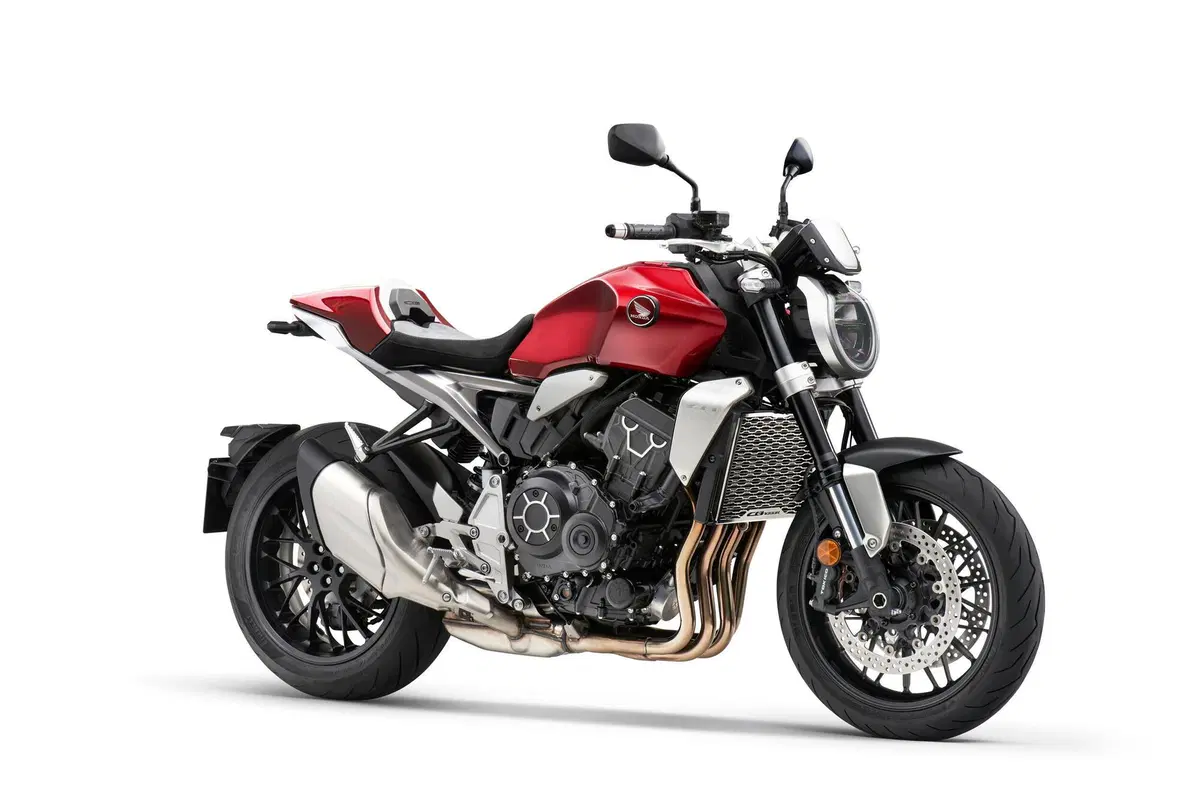 Honda CB1000R Black Edition: cafè nero  (7)