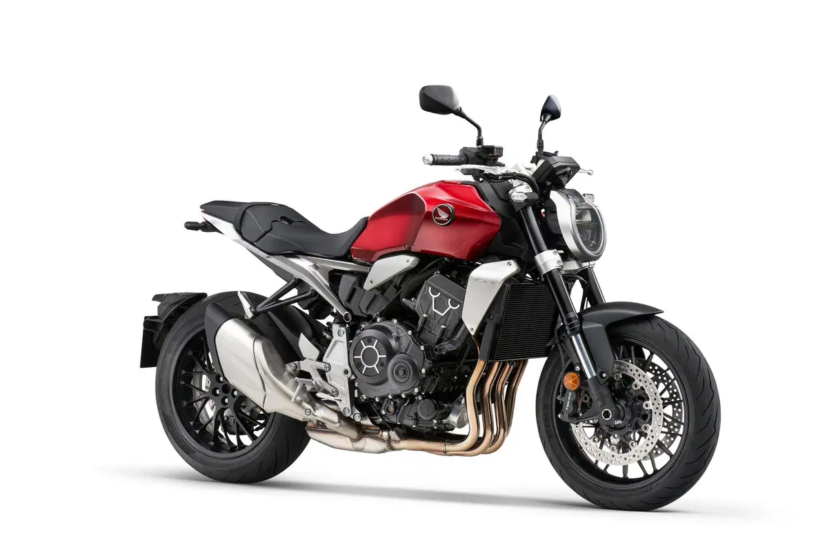 Honda CB1000R Black Edition: cafè nero  (9)