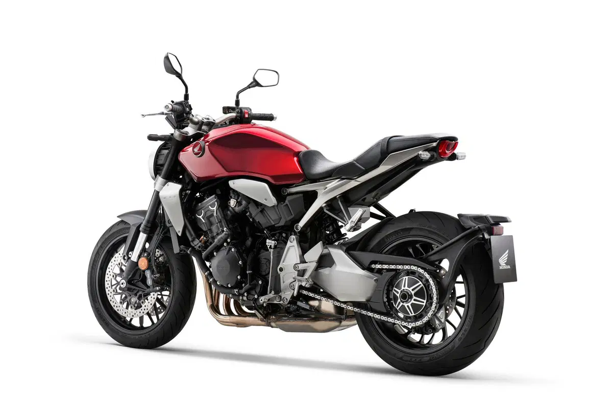 Honda CB1000R Black Edition: cafè nero  (11)