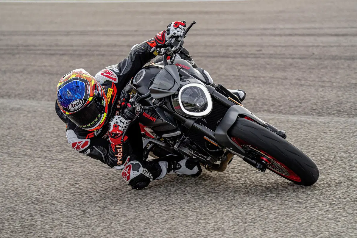 Ducati Monster 2021: Foto, prezzo e informazioni (10)