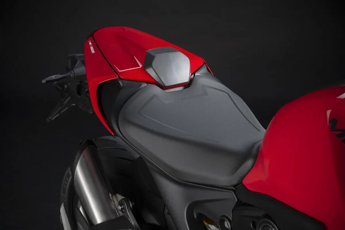 Ducati Monster 2021: Foto, prezzo e informazioni (24)