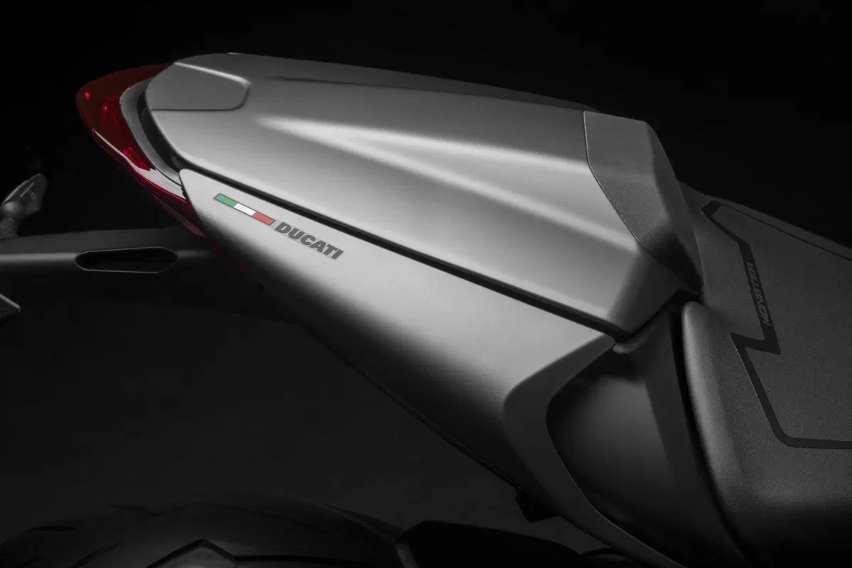 Ducati Monster 2021: Foto, prezzo e informazioni (37)