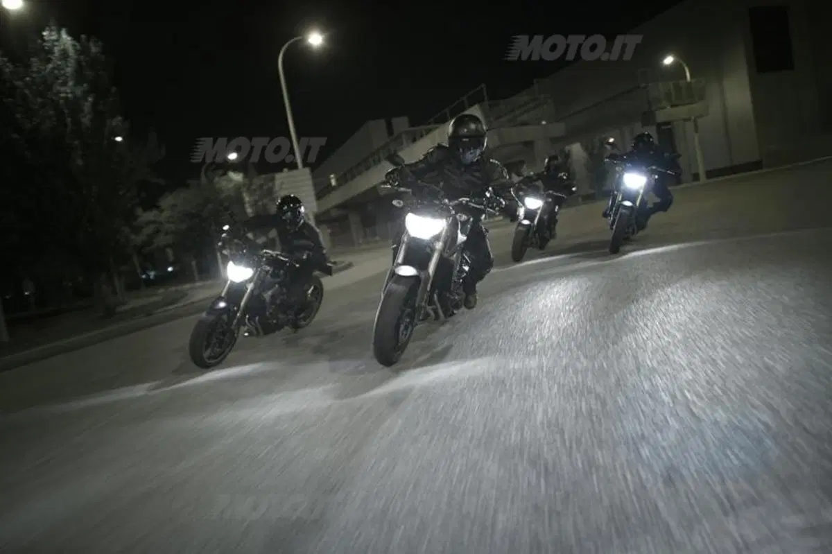 Yamaha MT-09: svelato il prezzo, in Italia a settembre (3)