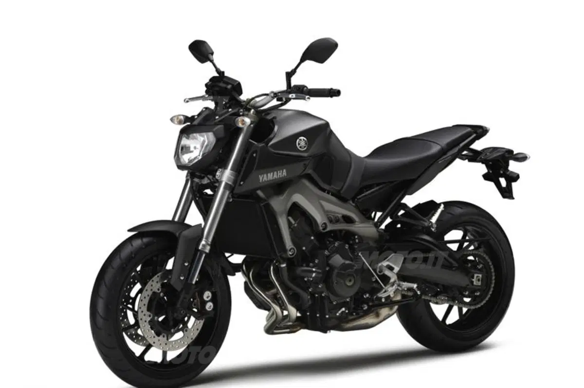 Yamaha MT-09: svelato il prezzo, in Italia a settembre (16)