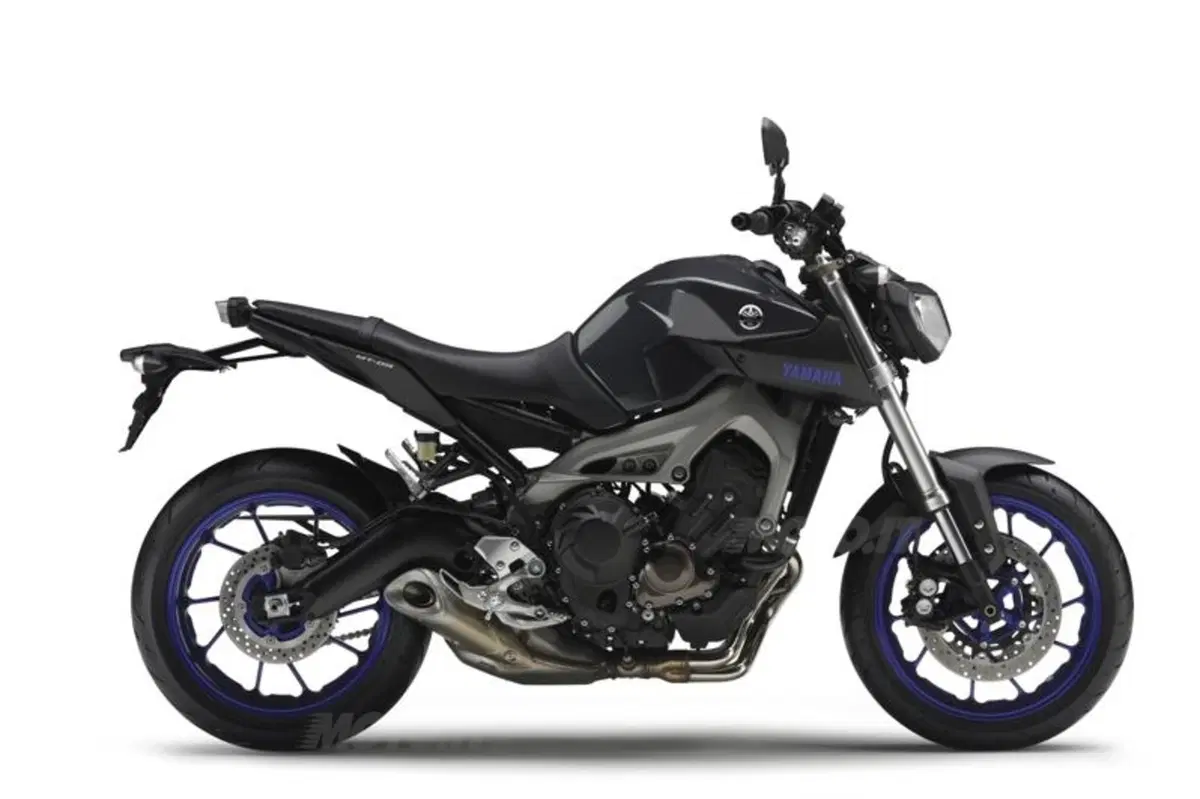 Yamaha MT-09: svelato il prezzo, in Italia a settembre (18)