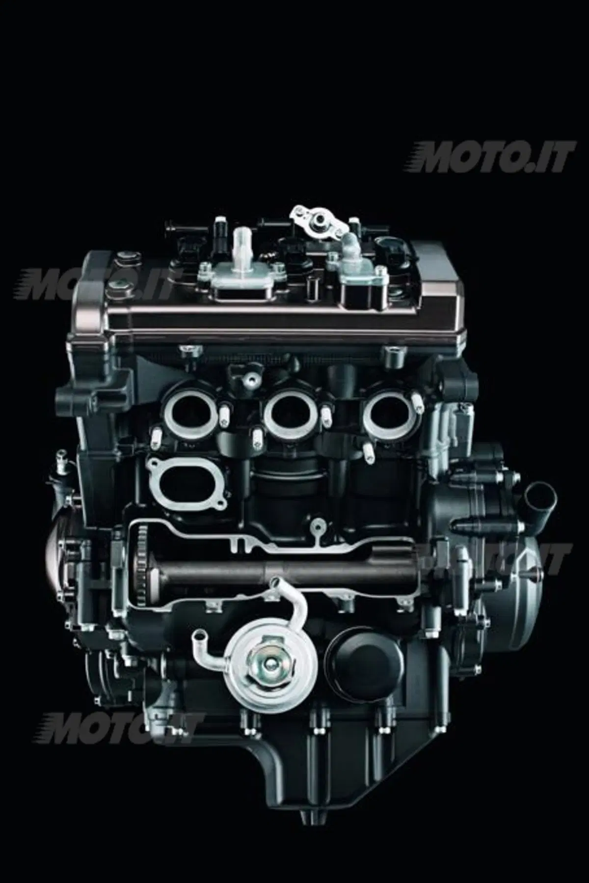 Yamaha MT-09: svelato il prezzo, in Italia a settembre (38)