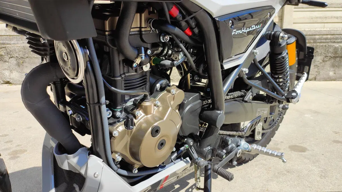 Mondial HPS 125 TEST 2021: 16 anni vissuti con stile (9)
