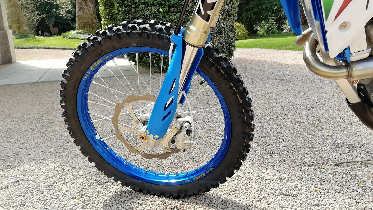 TM Racing EN 300 Fi 4T 2021 TEST: la moto di serie e....quella ufficiale! (24)