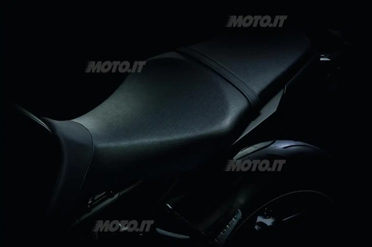 Yamaha MT-09: svelato il prezzo, in Italia a settembre (61)