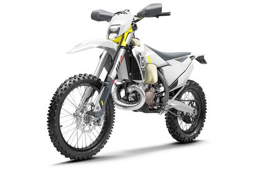 Arrivano le Husqvarna TE e FE Enduro 2022. I prezzi e le novità (3)