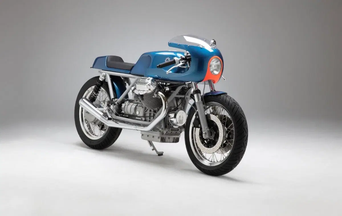 Kaffeemaschine KM 33: la Moto Guzzi Le Mans III in chiave cafè racer (3)