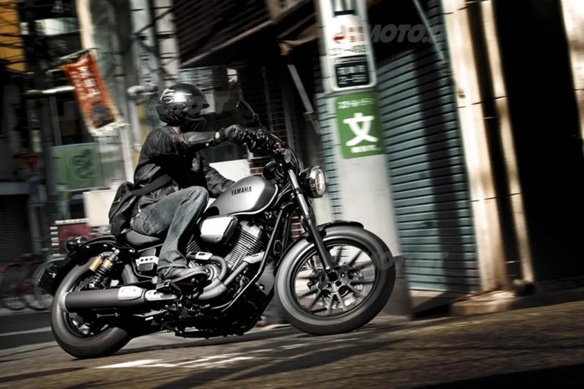 Yamaha XV950 e XV950R: nasce la famiglia Sport Classic