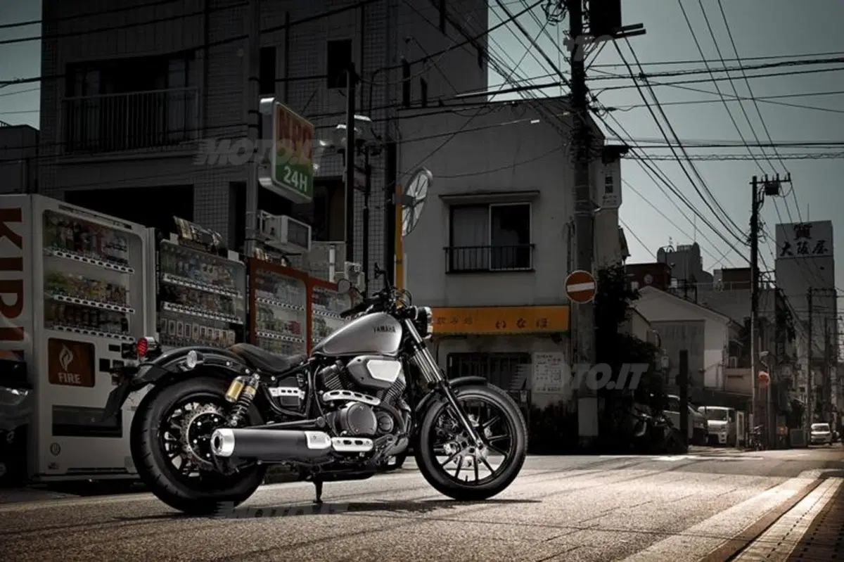 Yamaha XV950 e XV950R: nasce la famiglia Sport Classic (2)