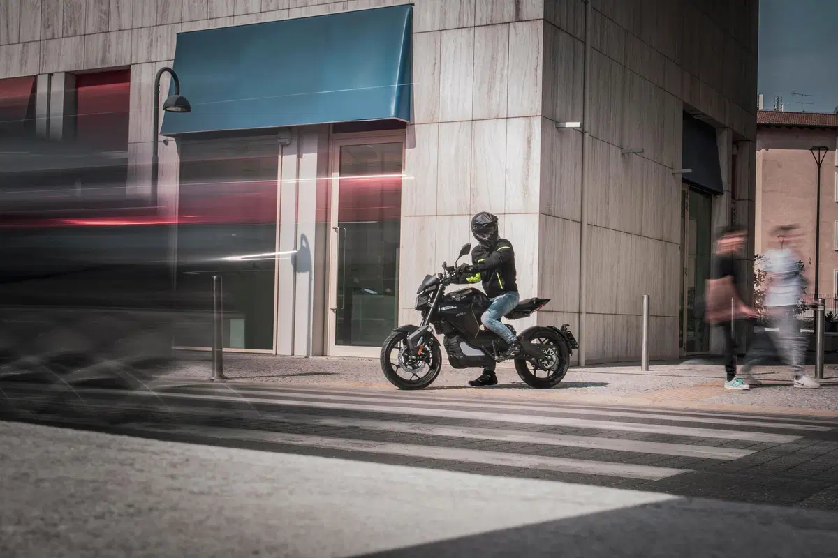 Voge ER10. Moto elettrica cittadina (17)