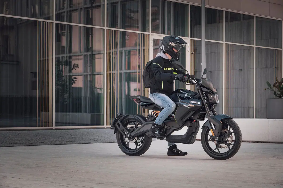 Voge ER10. Moto elettrica cittadina (28)