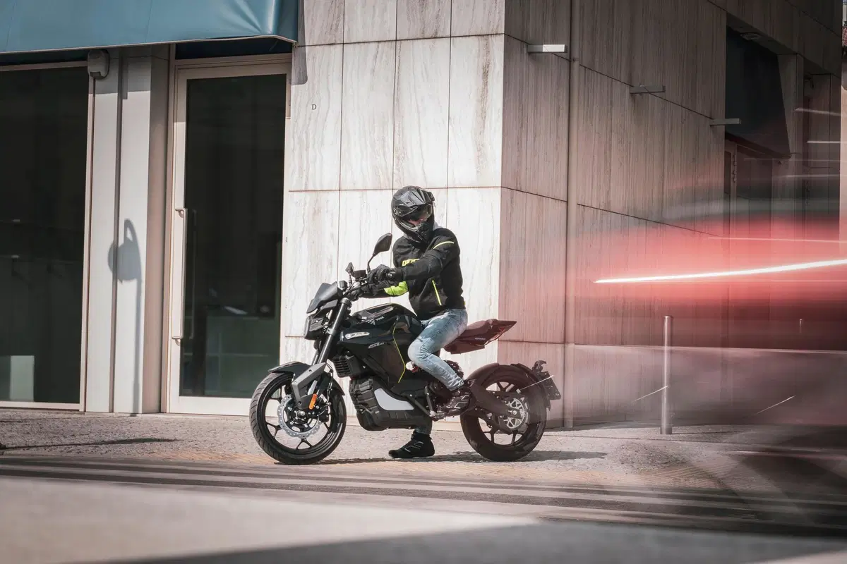 Voge ER10. Moto elettrica cittadina (27)