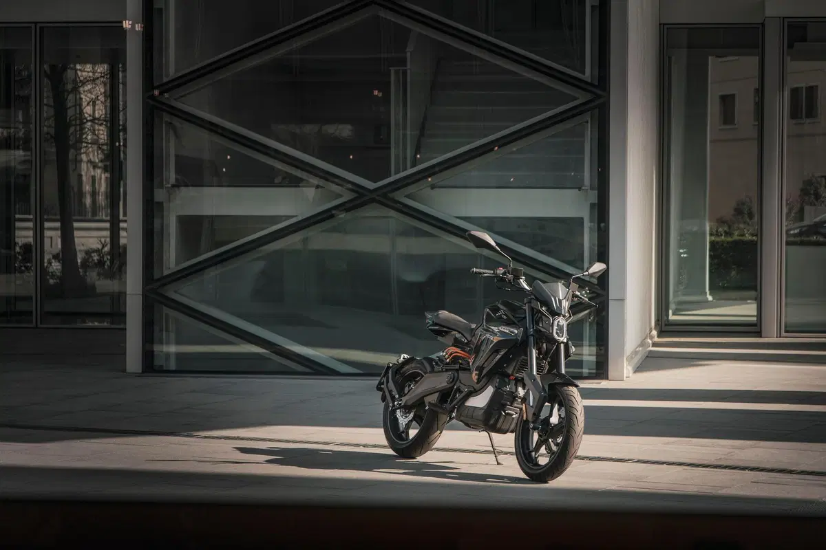 Voge ER10. Moto elettrica cittadina (37)