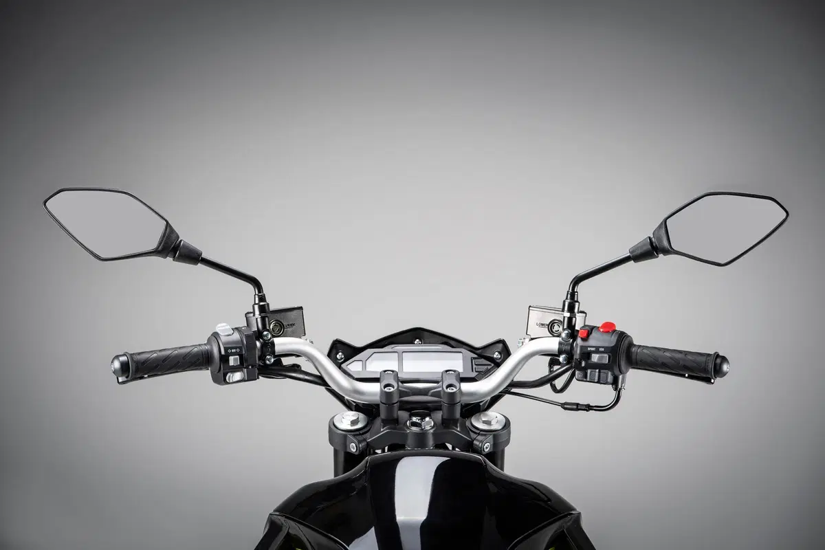 Voge ER10. Moto elettrica cittadina (3)