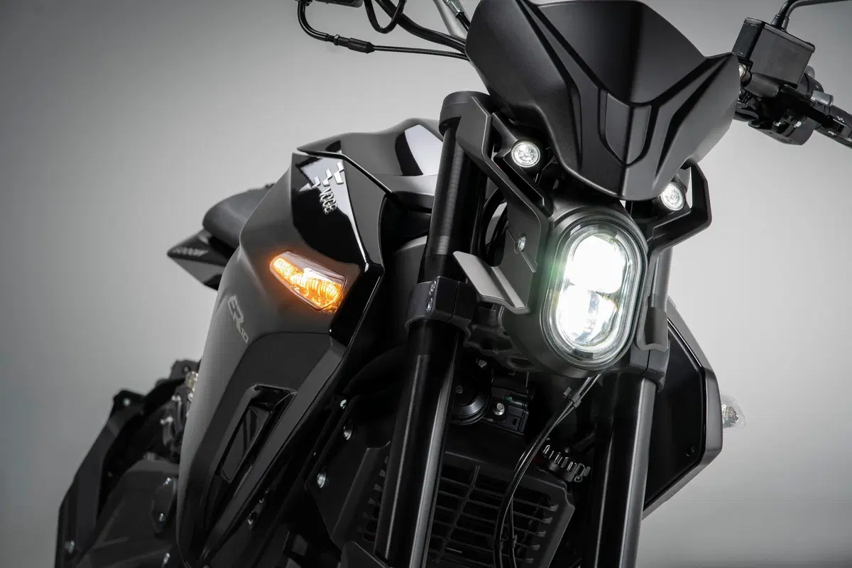 Voge ER10. Moto elettrica cittadina (7)