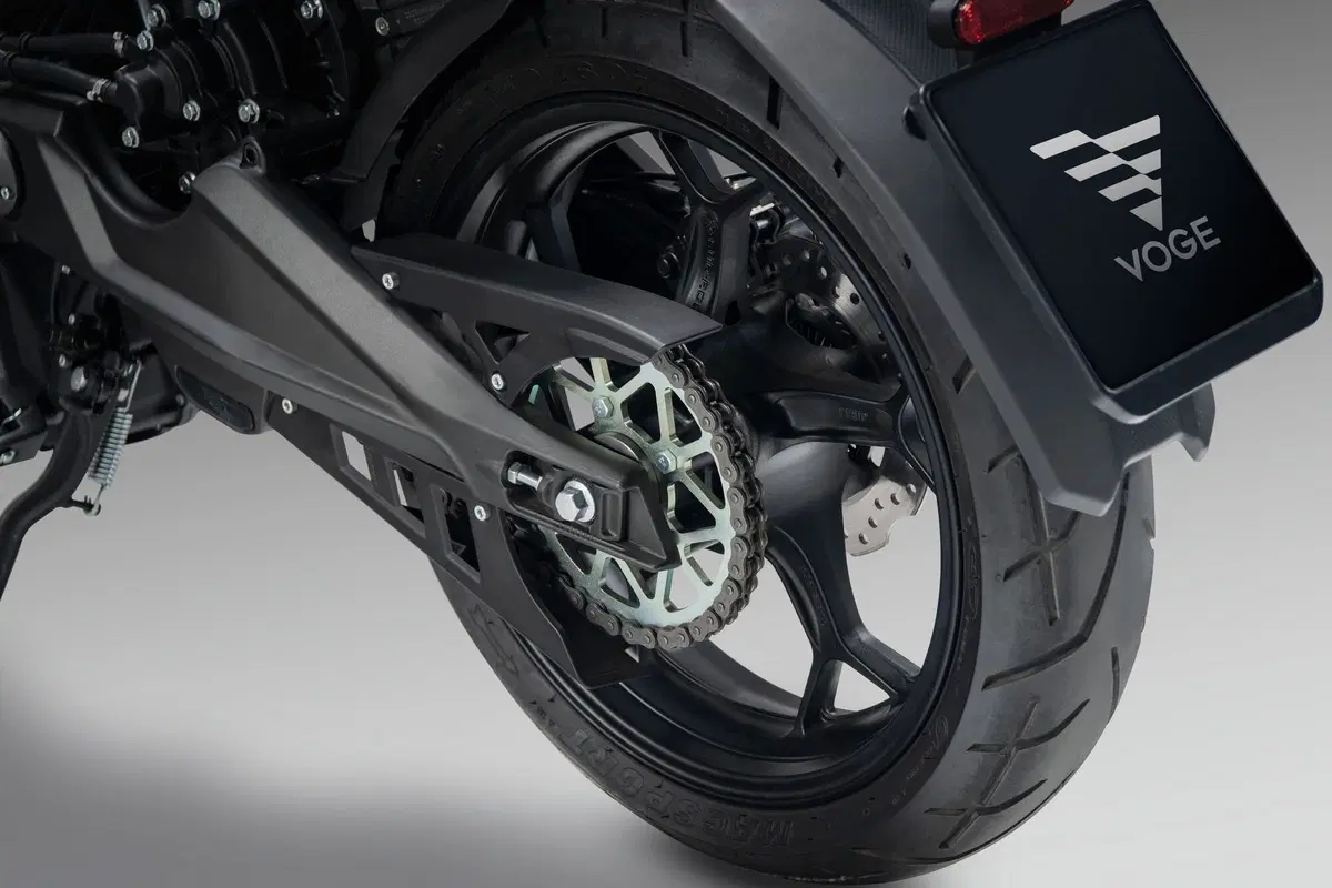 Voge ER10. Moto elettrica cittadina (27)