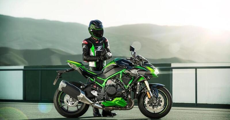 Kawasaki commenta la &quot;tempesta perfetta&quot; della carenza dei semiconduttori e resina