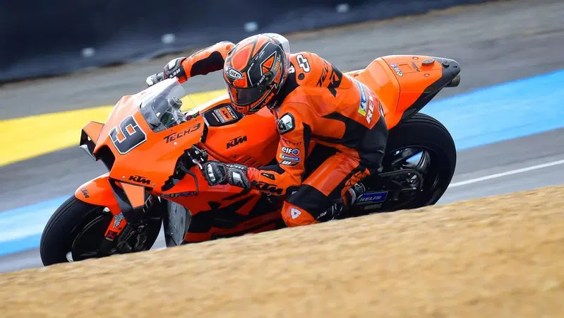 MotoGP 2021. GP di Francia. Danilo Petrucci &egrave; il pi&ugrave; veloce del warm up
