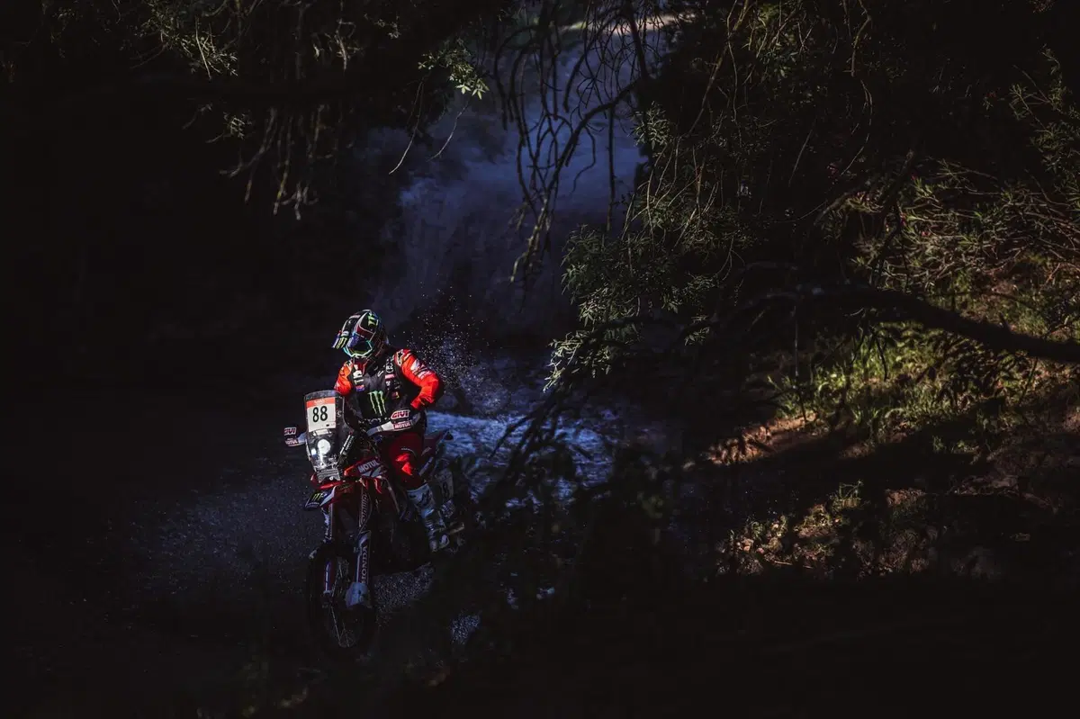Andalucia Rally. Moto. Momentum Joan Barreda, en plein Honda (14)