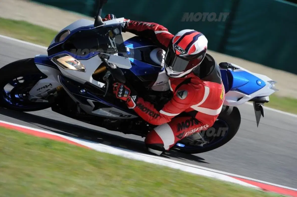 HJC RPHA10 -Plus  MC1 Assen (2)