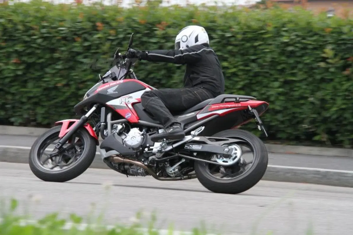 Honda NC700X by Honda Point (8)