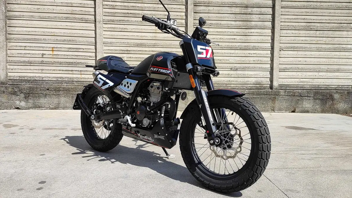 FB Mondial Flat Track 2021 TEST: stupisce la coppia!