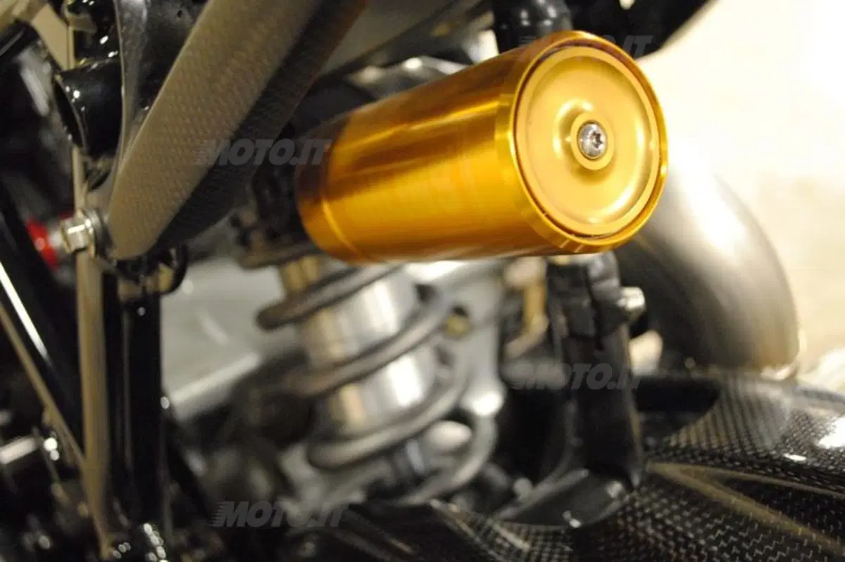 Arete Americana Ducati 999 CF Special (16)