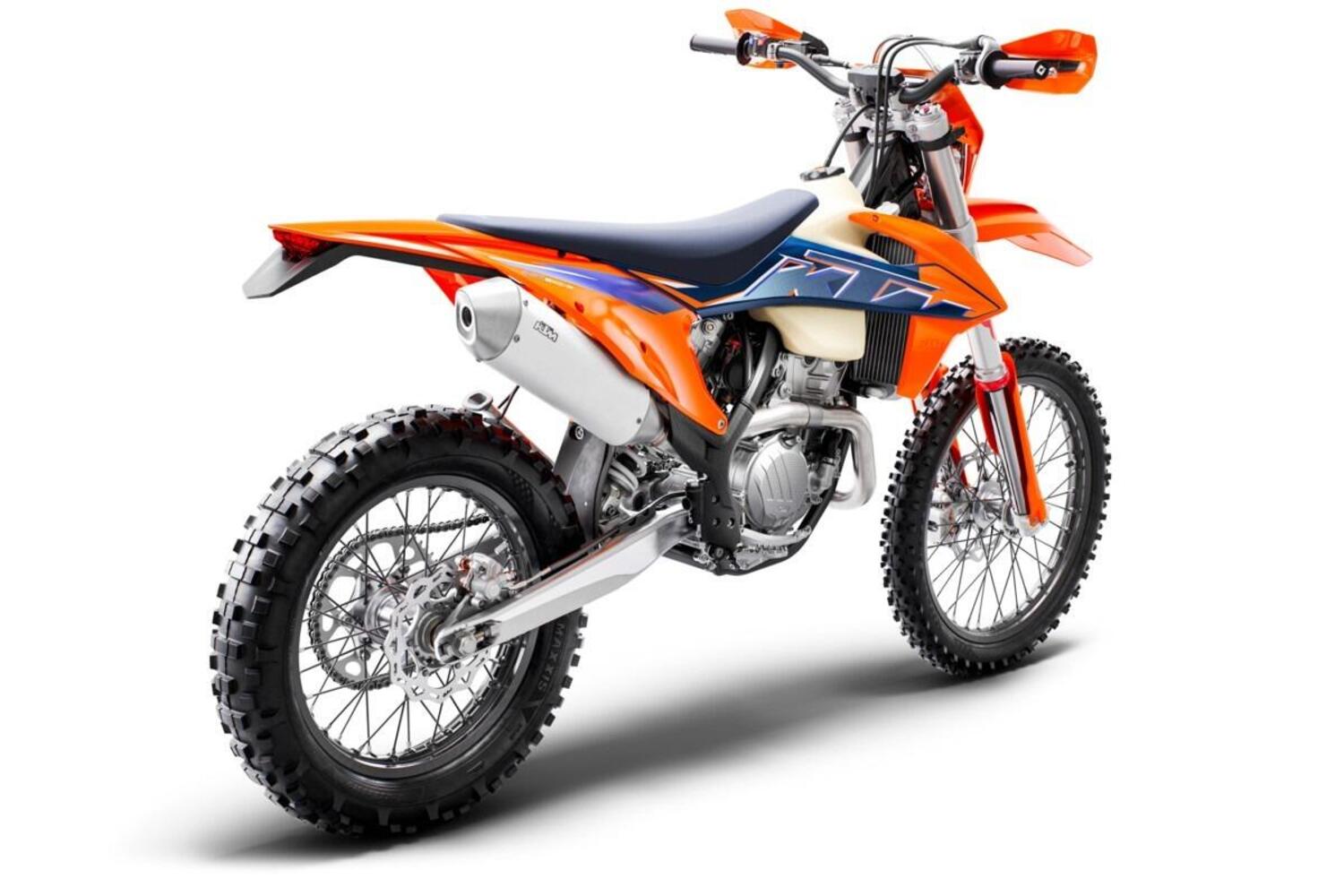 KTM, è pronta la gamma Enduro EXC e EXC-F 2022. I prezzi e le novità